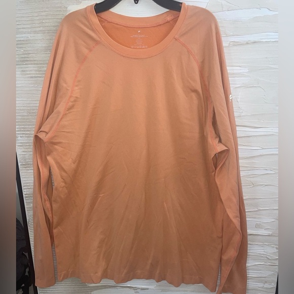 Fabletics The Training Day Long Sleeve Tee - Picture 3 of 5